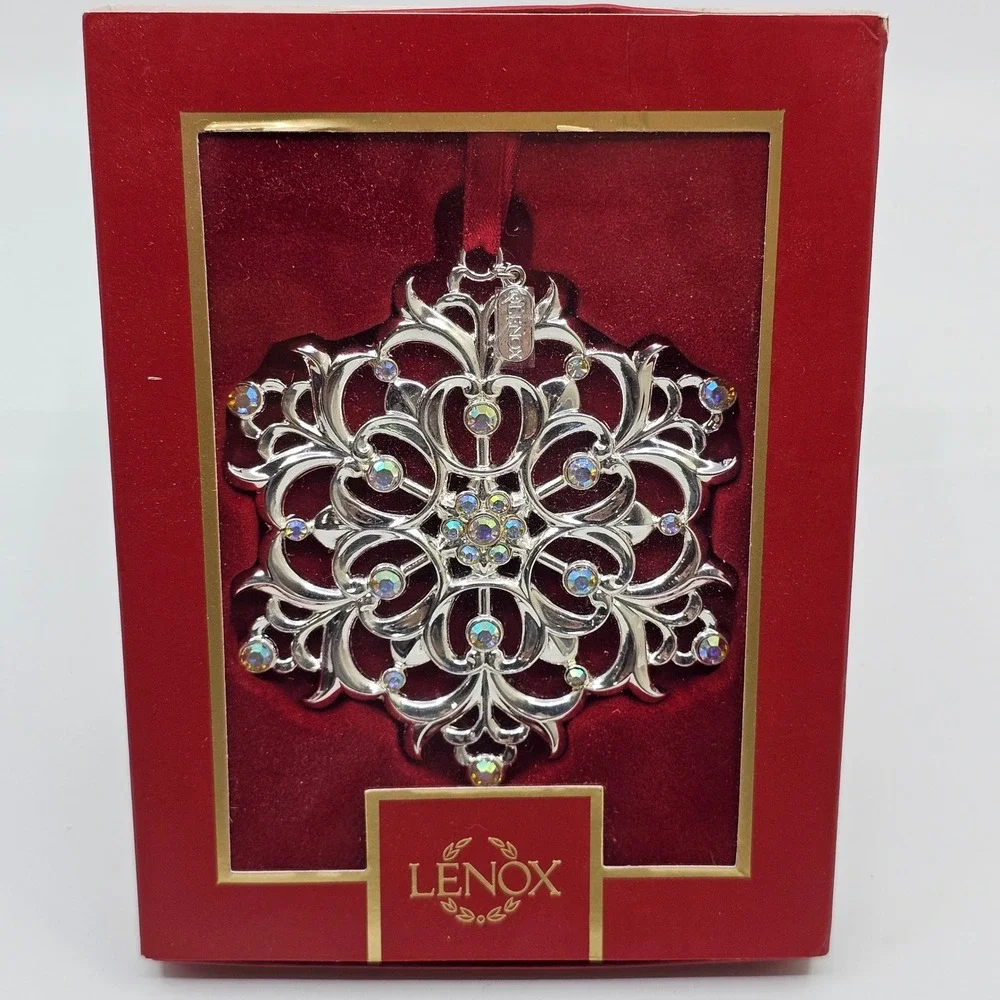 Lenox 2022 Snow Majesty Snowflake Ornament 18th Series Silver Plate AB Crystals